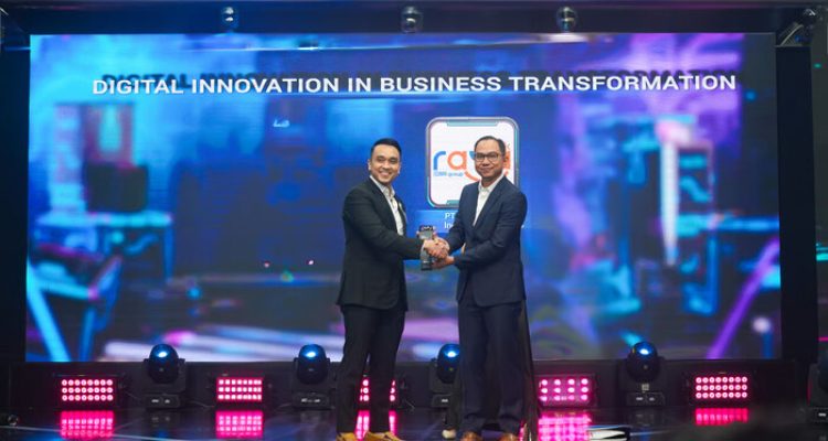 Bank Raya Raih Digital Innovation Awards 2025. Foto: viralsumsel.com