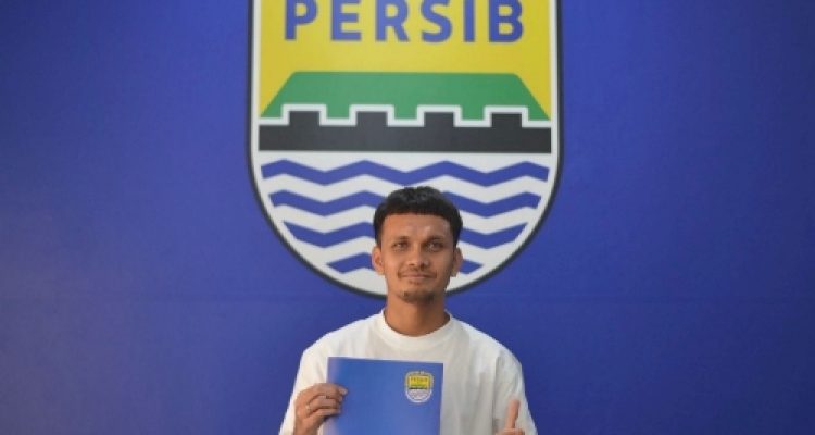 Persib Bandung Resmi Rekrut Hamra Hehanussa, Perekrutan Kedua untuk Musim 2025/26