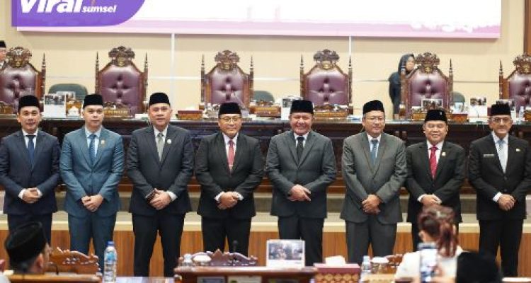 DPRD Sumsel Gelar Rapat Paripurna Penyerahan LHP Pemprov Sumsel Tahun Anggaran 2024. Foto : viralsumsel.com