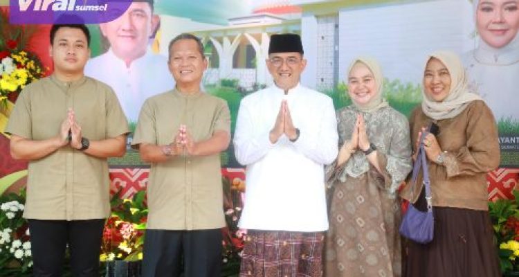 Sekda Sumsel Gelar Open House Idul Adha, Ajak OPD dan Masyarakat Pererat Silaturahmi. Foto : viralsumsel.com /win