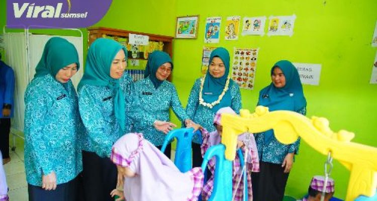 TP PKK Muba Gelar Pembinaan 10 Program Pokok di Sungai Keruh, Fokuskan pada Ketahanan Keluarga dan Rumah Cinta. Foto : viralsumsel.com /dev