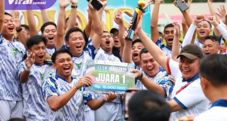 Gubernur Herman Deru: Turnamen Sepak Bola Antar OPD, Tingkatkan Kinerja Pemprov Sumsel. Foto : viralsumsel.com /win