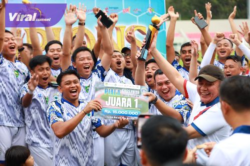 Gubernur Herman Deru: Turnamen Sepak Bola Antar OPD, Tingkatkan Kinerja Pemprov Sumsel. Foto : viralsumsel.com /win