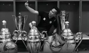 Jhon Kitman Resmi Tinggalkan Sriwijaya FC Usai 18 Tahun Mengabdi: “Waktunya Fokus untuk Keluarga”