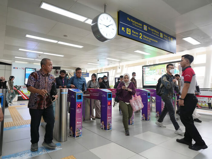 LRT Jabodebek Siapkan Layanan Optimal Selama Libur Iduladha. Foto : viralsumsel.com