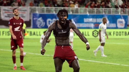 Joao Albertine Pereira, yang dijuluki Balotelli karena gaya bermain eksplosifnya, bergabung pada paruh kedua musim. Foto : viralsumsel.com /lib