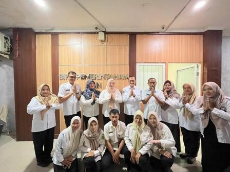 Sekda Sumsel Edward Candra Sidak OPD Usai Lebaran, Pastikan Pelayanan Publik Tetap Optimal