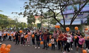 Jalan Sehat Meriahkan Rangkaian Dies Natalis ke-2 SATU University di Kampus Pontianak. Foto: viralsumsel.com
