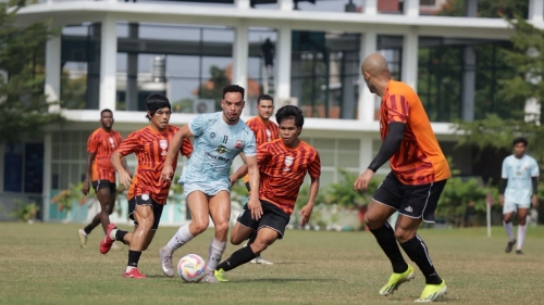 Akhiri TC di Yogyakarta, Alfredo Vera Bawa Pulang Dua PR Penting untuk Madura United