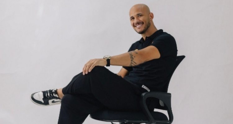 Aroma Samba Kian Kental, PSM Makassar Rekrut Gelandang Brasil Savio Roberto