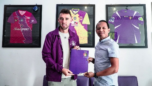 Eks-Pemain-Osasuna-Ungkap-Ambisinya-untuk-Persik Eks Gelandang Osasuna, Imanol Garcia, Siap Angkat Prestasi Persik Kediri di SUPER League