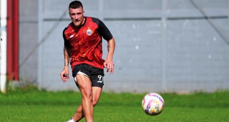 Fabio Calonego Terkesan dengan Fasilitas Latihan Persija: “Semua yang Dibutuhkan Pemain Profesional Ada di Sini”
