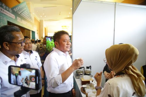 Ajak Jaga Lingkungan, Gubernur Herman Deru Luncurkan Aplikasi LIMAS
