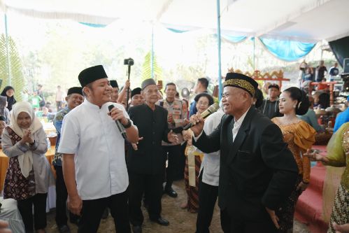Gubernur Herman Deru Apresiasi Sedekah Bumi di Air Batu: Warisan Leluhur yang Harus Dilestarikan