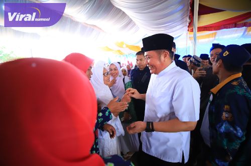Gubernur Herman Deru Hadiri Pengajian Akbar Tahun Baru Islam di OKU Timur