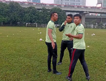 M Ali Ramadon, Dari Skuat SFC U21 hingga Menjadi Asisten Pelatih Tim Senior Sriwijaya FC