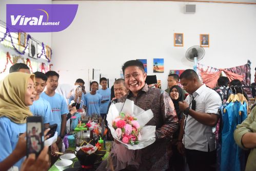 Gubernur Herman Deru Dorong Siswa SMK Se-OKU Jadi Wirausaha Inovatif, Kreatif, dan Berintegritas