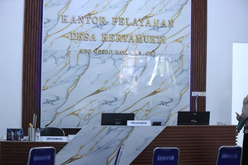 Gubernur Herman Deru Resmikan Kantor Desa Kerta Mukti Dibangun Secara Swadaya Oleh Masyarakat