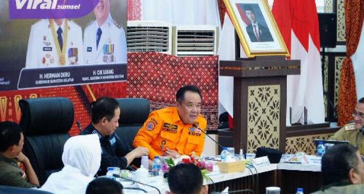 Kolaborasi Tangguh Hadapi Karhutla, Wagub Cik Ujang Ajak Semua Pihak Bersatu