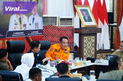 Kolaborasi Tangguh Hadapi Karhutla, Wagub Cik Ujang Ajak Semua Pihak Bersatu