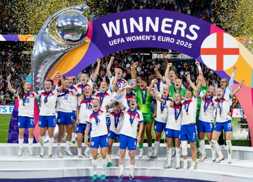 Sejarah Terulang! Inggris Samai Rekor Jerman Juara Euro Wanita Beruntun
