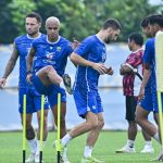 Persib Bandung Gelar Latihan Perdana Pra Musim Liga 1 2025/26: Banyak Wajah Baru, Tantangan Kebugaran