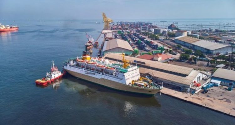 Semester I 2025, Kinerja Arus Barang Pelindo Multi Terminal Branch Tanjung Emas Meningkat 32%. Foto : viralsumsel.com