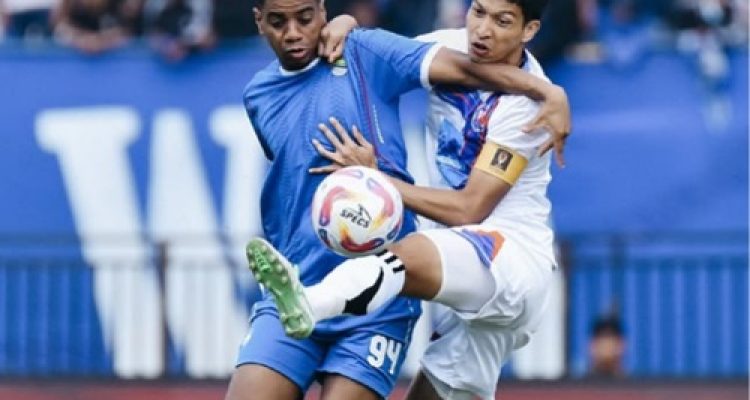 Juara Bertahan Persib Bandung Tumbang di Laga Pembuka Piala Presiden 2025, Takluk 0-2 dari Port FC