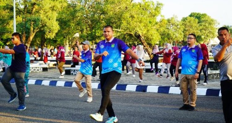 Wakil Wali Kota Prabumulih Ajak Pegawai Jaga Kesehatan Lewat Senam Pagi Rutin