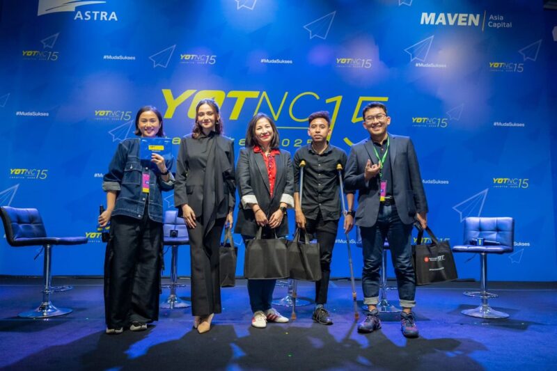 Bank Raya Ajak Ribuan Anak Muda Menggerakkan Kemajuan Ekonomi Nasional dengan Cakap Keuangan Digital di Young On Top Conference 2025. Foto: viralsumsel.com