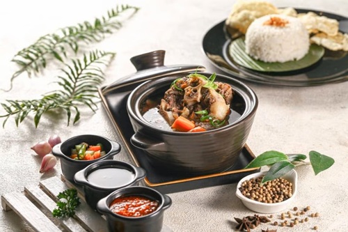 Dari Lensa ke Lidah: Ketika Foto Makanan Jadi Kunci Reservasi