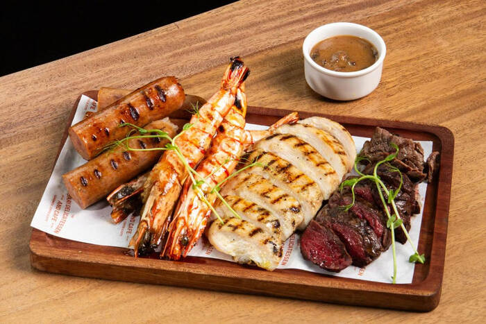 Sari Delicatessen dan Cafe Perkenalkan Menu Baru Bertabur Inovasi dan Cita Rasa Indonesia. Foto: viralsumsel.com