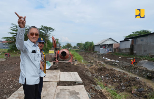 Amankan Pasokan Air Pertanian, Kementrian Pekerjaan Umum Kembalikan Fungsi Irigasi Cikeusik di Cirebon dan Kuningan. Foto: viralsumsel.com