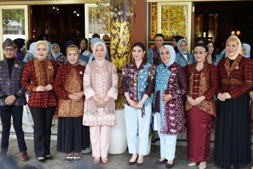 Produk UMKM Sumsel Ludes Diborong Selvi Gibran di Kriya Sriwijaya
