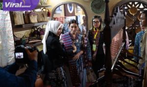 Tikar Purun Angkat Kearifan Lokal, OKI Sabet Juara 1 Stand Terbaik di Swarna Songket Nusantara 2025