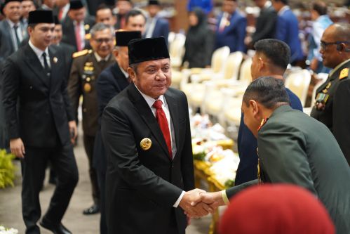 Gubernur Herman Deru dan Wagub Cik Ujang Khidmat Ikuti Pidato Kenegaraan Perdana Presiden PrabowoGubernur Herman Deru dan Wagub Cik Ujang Khidmat Ikuti Pidato Kenegaraan Perdana Presiden Prabowo