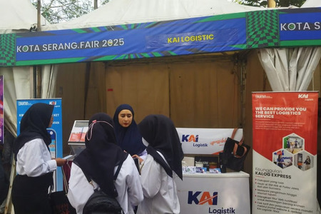 KAI Logistik Ramaikan Serang Fair 2025. Foto : viralsumsel.com