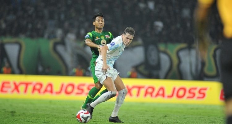 PSIM Permalukan Persebaya di GBT