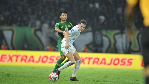 PSIM Permalukan Persebaya di GBT