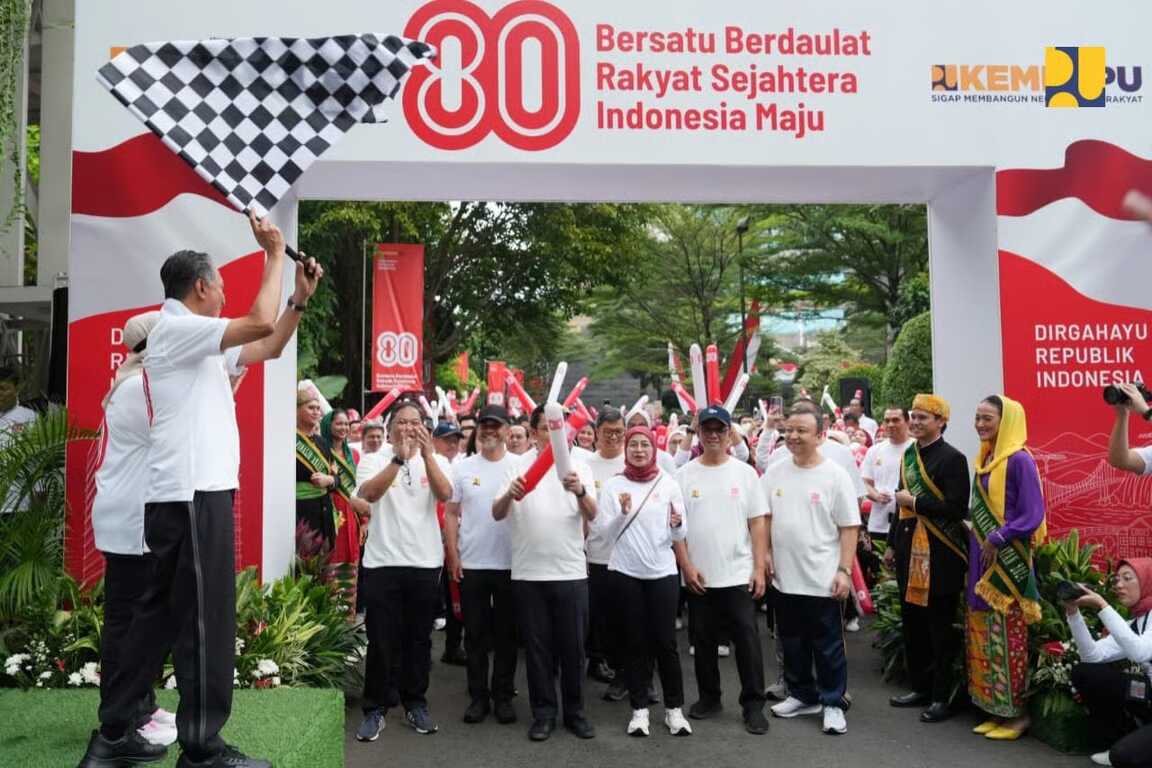 Libatkan 2.000 Orang, Kementrian Pekerjaan Umum Gelar Jalan Sehat dan Fetival Merdeka Peringati HUT ke -80 RI. Foto: viralsumsel.com