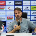 Pelatih Kapala Persija Jakarta Mauricio Souza. Foto : viralsumsel.com /iLeague