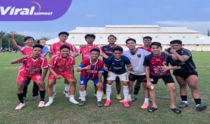 Tim Noto United Saat Gelar Latihan Bersama BAPOR RU Pertamina di Lapangan Aneka. Foto : Nto