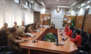 UKB Jalin Silaturahmi dan Perkuat Kolaborasi Strategis dengan Pemkab Muara Enim: Bahas MoU SDM dan Sosialisasi KIP