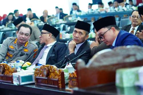 Wali Kota Palembang Ikuti Rapat Paripurna Istimewa, Simak Langsung Pidato Presiden Prabowo untuk Arah Pembangunan Nasional