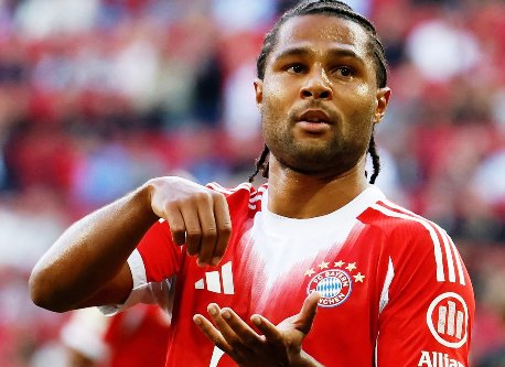 Bayern Muenchen Tundukkan Augsburg 3-2, Pertahankan Posisi Puncak Bundesliga