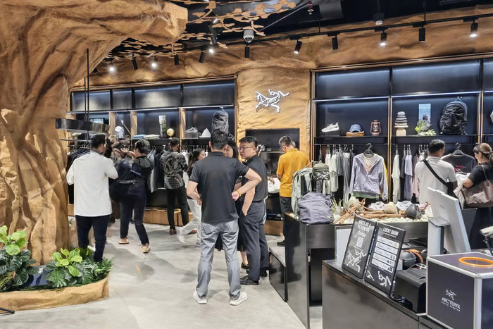 Arcteryx Indonesia Beri Panduan Memilih Warna Apparel Outdoor. Foto : viralsumsel.com