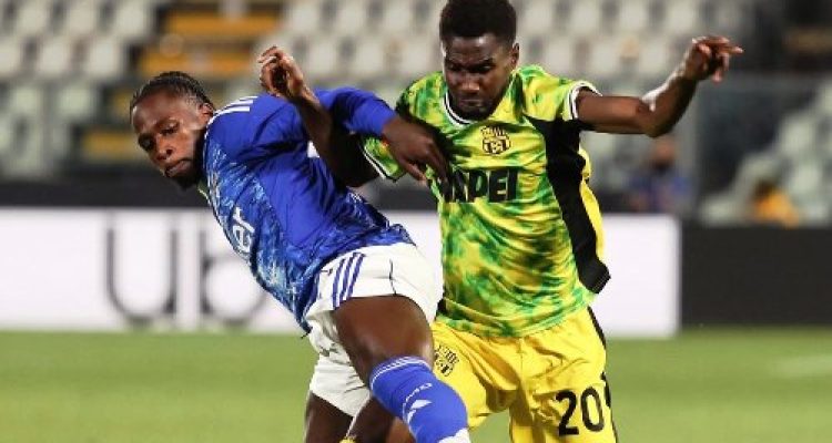 Jay Idzes Absen, Sassuolo Tersingkir dari Coppa Italia Usai Dibungkam Como 0-3