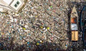 Dari Batam, Bintan dan kini Bali Seven Clean Seas Perluas Operasi di Indonesia untuk Menghadapi Salah Satu Krisis Polusi Plastik Paling Terlihat di Dunia. Foto: viralsumsel.com