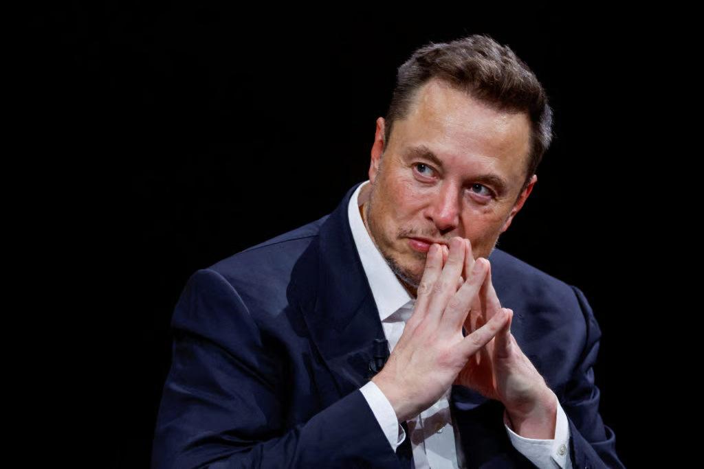 Elon Musk Bikin Geger Lagi! Borong Saham Tesla USD 1 Miliar, Harga Langsung Meledak 6%. Foto: viralsumsel.com