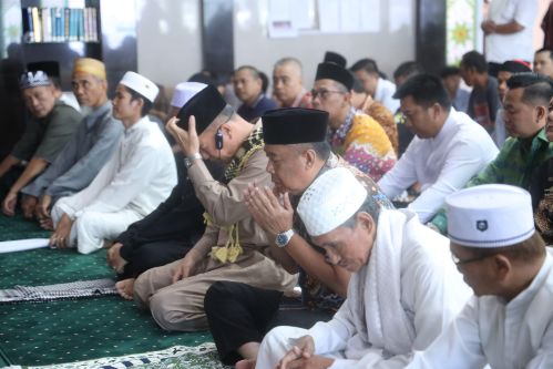Safari Jumat Wagub Cik Ujang, Perkuat Ukhuwah dan Dekatkan Pemerintah dengan Rakyat